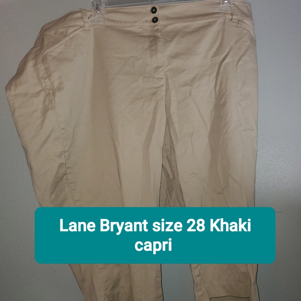 Plus size Khaki capri